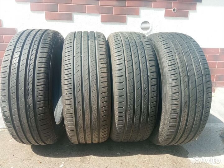 Barum Bravuris 5HM 215/55 R18 99V