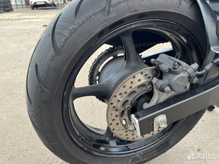 Yamaha XJ6S