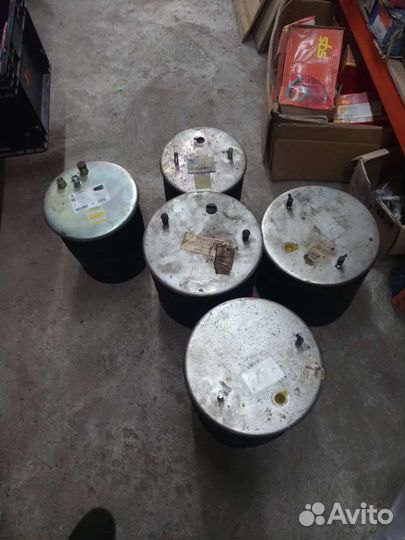 Пневморессора Sampa SP554882 со стальным стаканом