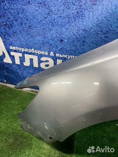 Крыло переднее левое Toyota Corolla 150 3ZZ-FE