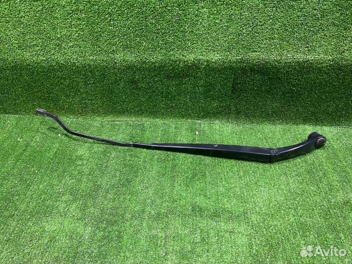 Дворник лобового стекла передний правый Kia Rio