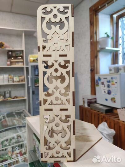 Полка деревянная