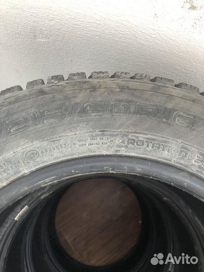Nokian Tyres Hakkapeliitta 9 215/60 R16