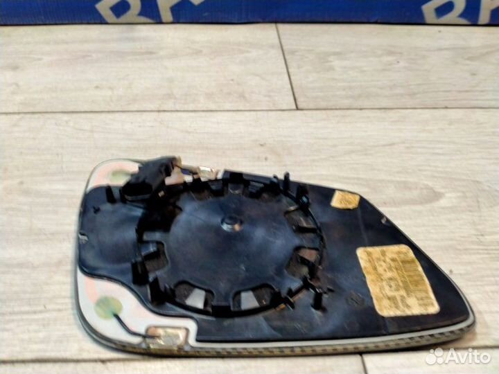 Зеркальное полотно левое Bmw 528I F10 N52B30