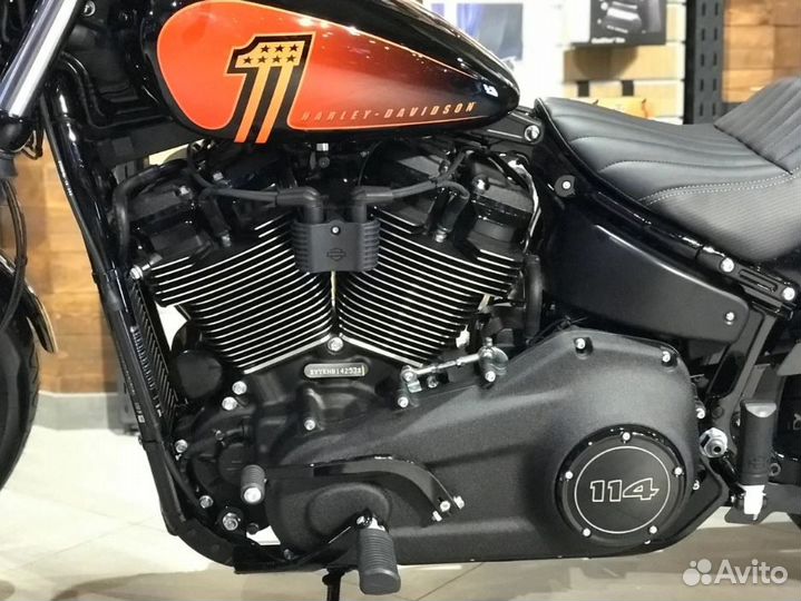 Harley-Davidson Street Bob 114 Vivid Black 2021