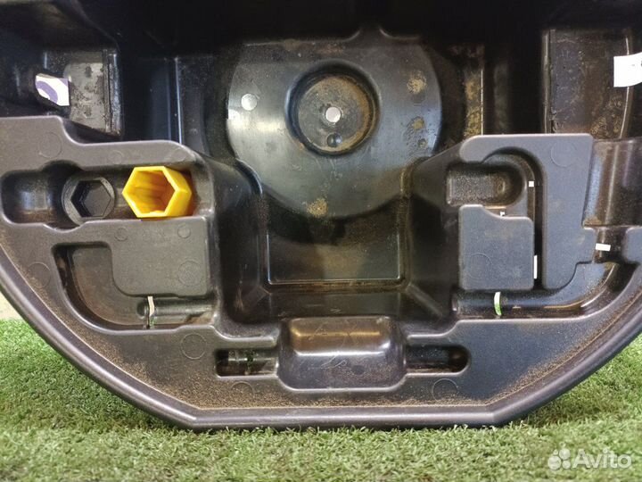 Ящик для инструментов Citroen C4 хэтчбек 1.6 NFU