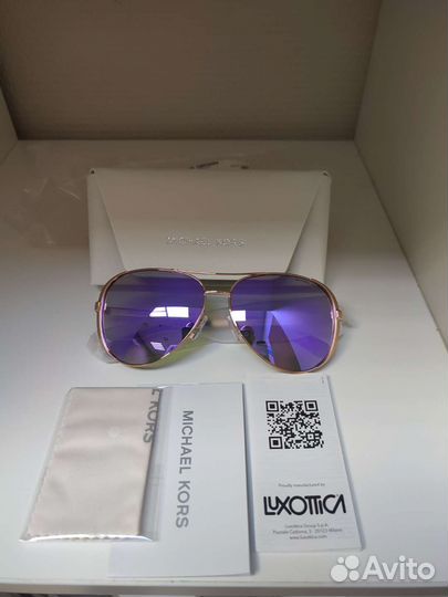 Солнцезащитные очки Michael Kors