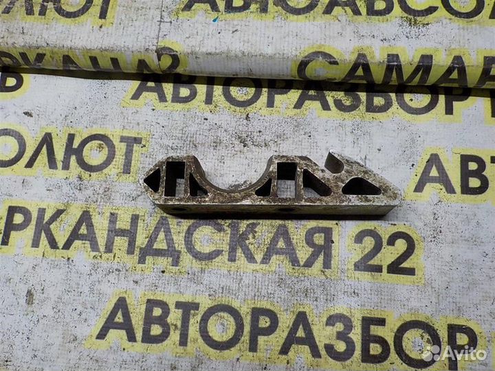 Кронштейн крепления переднего стабилизатора Volks