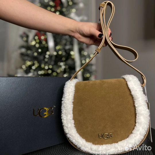 Сумка женская UGG в коричневой расцветке