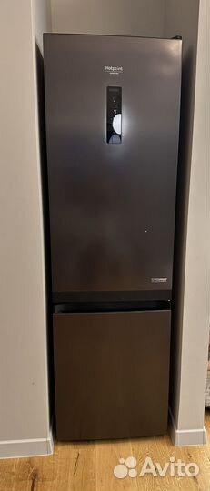 Холодильник hotpoint ariston бу