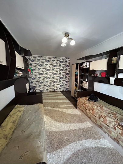 2-к. квартира, 52 м², 6/10 эт.