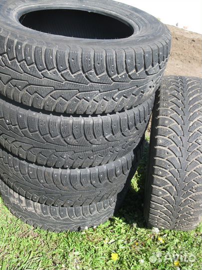 Nokian Tyres Hakkapeliitta 5 215/65 R16