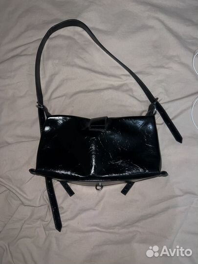 Сумка лаковая