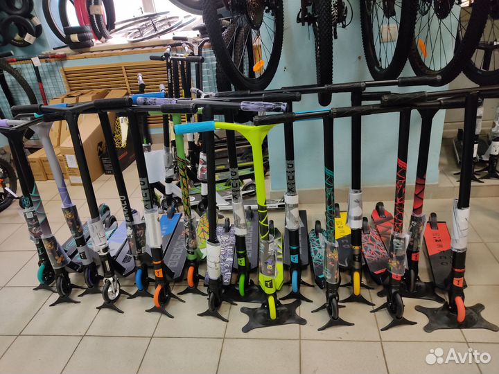 Трюковой самокат duker 4.0