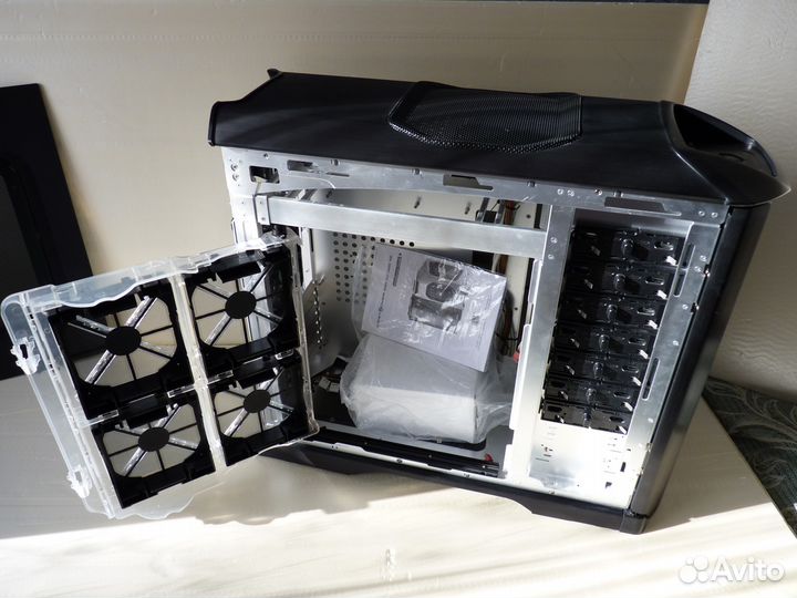Корпус Cooler Master Stacker 832 SE
