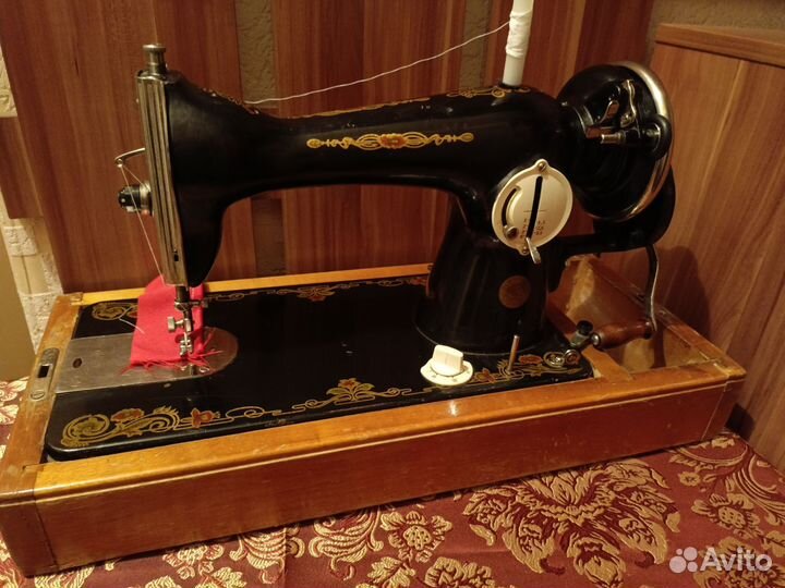 Швейная машинка