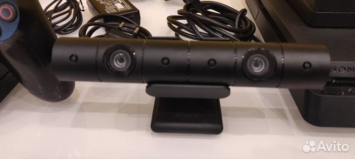 Sony playstation 4 +VR+ 2 контроллера+4игры