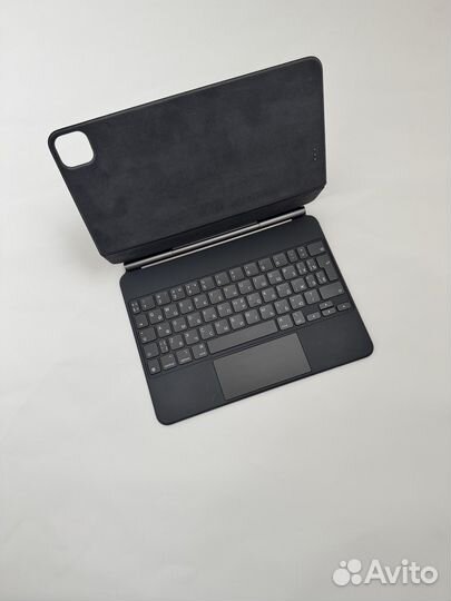 Magic keyboard iPad pro 11 m2