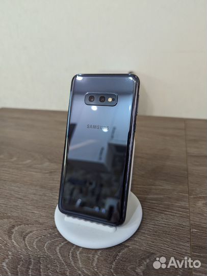 Samsung galaxy s10e