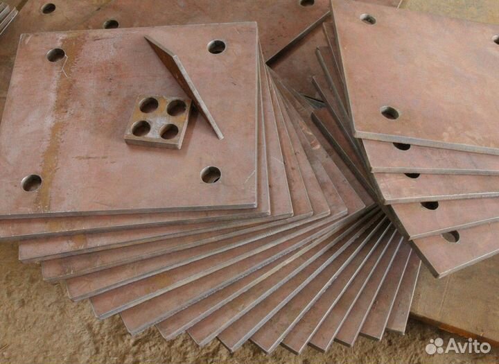 Закладная пластина 300х300х8