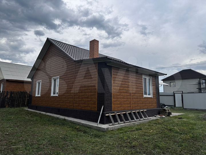 Дом 90 м² на участке 7,5 сот.