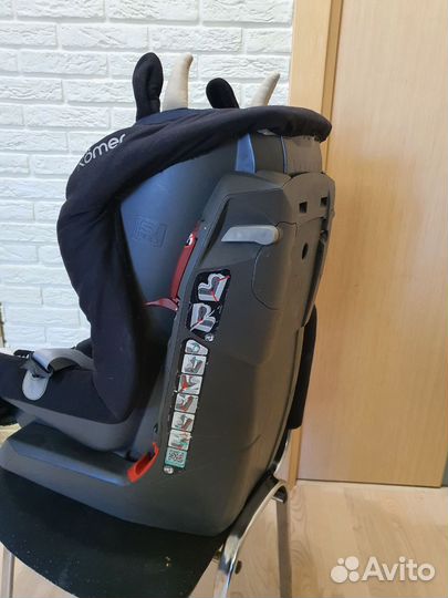 Автомобильное детское кресло britax romer king