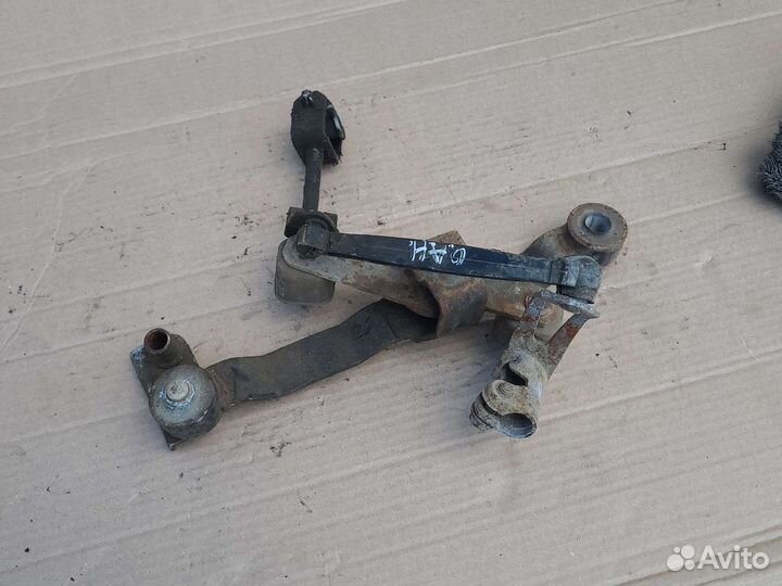 Механизм переключения передач Opel Astra H 04-2015