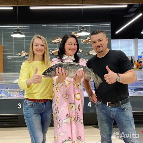 Продавец в отдел морепродуктов, рыбных деликатесов