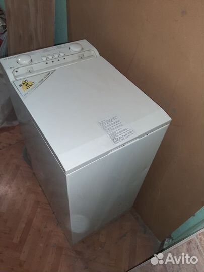 Стиральная машина с вертикальной загрузкой