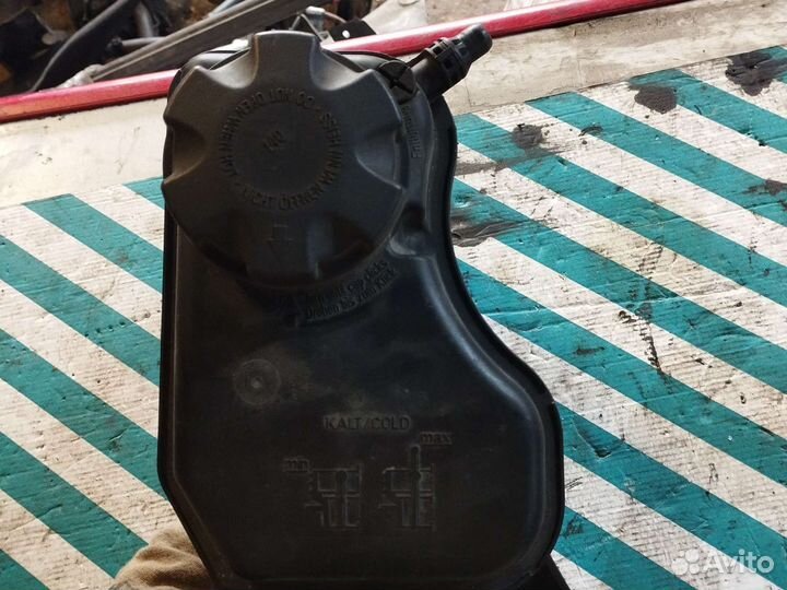 Расширительный бачок bmw e90