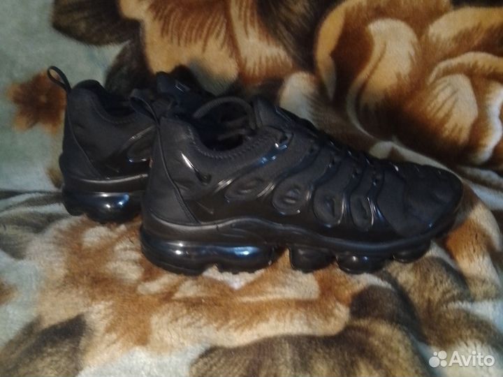 Кроссовки Nike vapormax plus