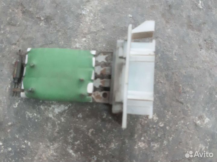 Резистор отопителя renault logan