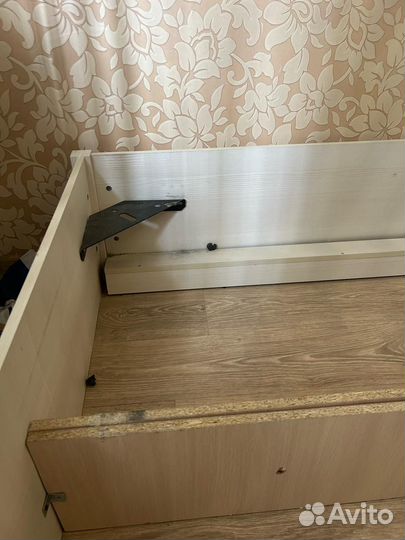 Кровать двухспальная с матрасом бу 140 200