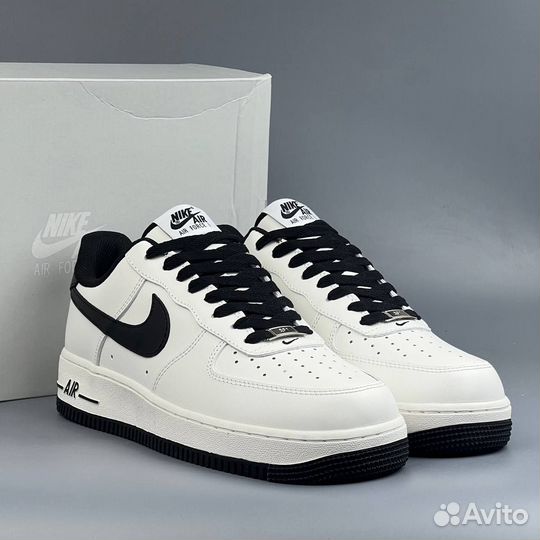 Кроссовки Nike Air Force 1