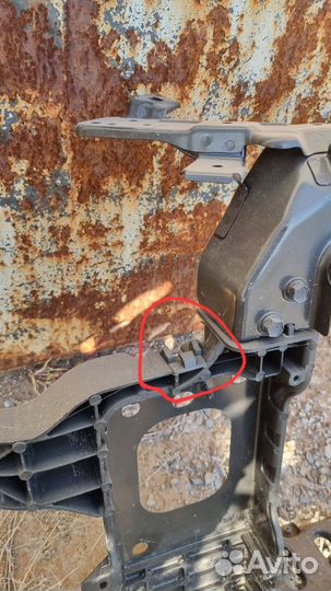 Панель передняя/телевизор (в сборе) Kia Cerato