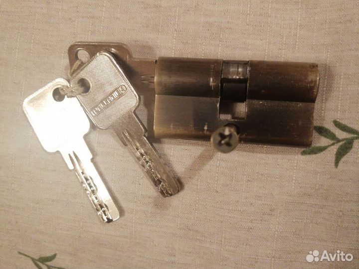 Личинка к замку Palladium