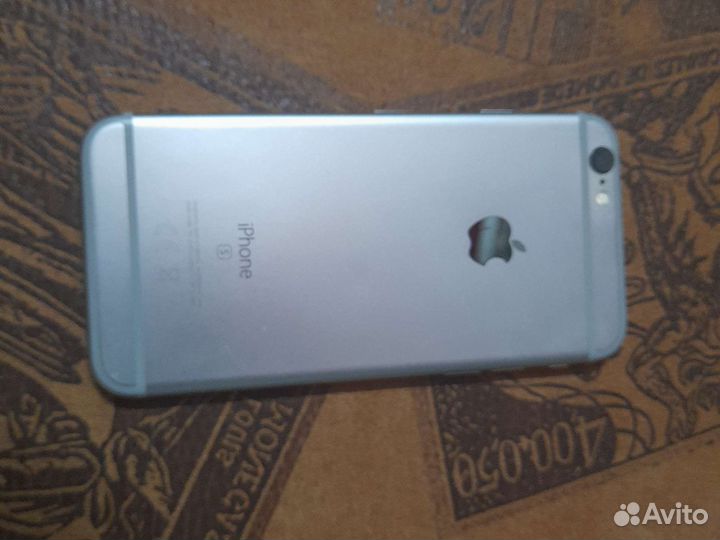 Телефон iPhone 6s