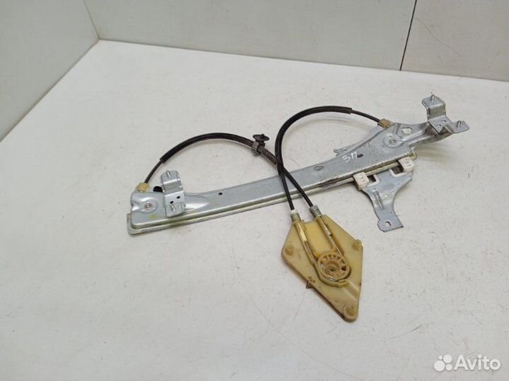 Стеклоподъемник задний правый Renault Megane 3 1.6