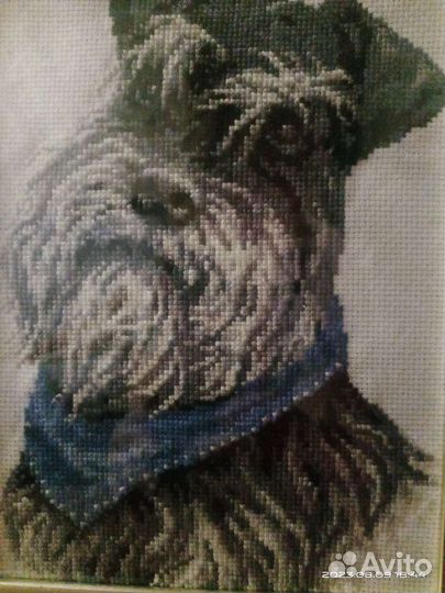 Работа вышитая крестом 