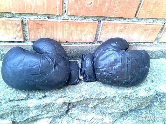 Боксерские перчатки