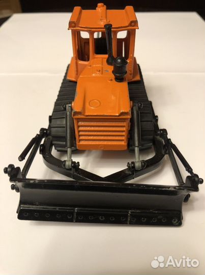 Трактор Т-2 коллекционные машинки