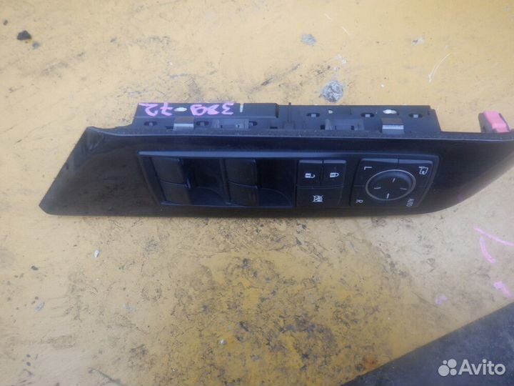 Блок управления стеклопод. прав.перед. Lexus/ RX27