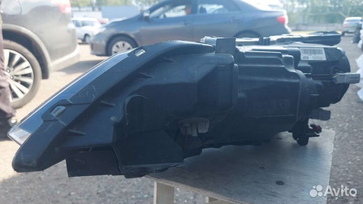 Фары на mitsubishi outlander