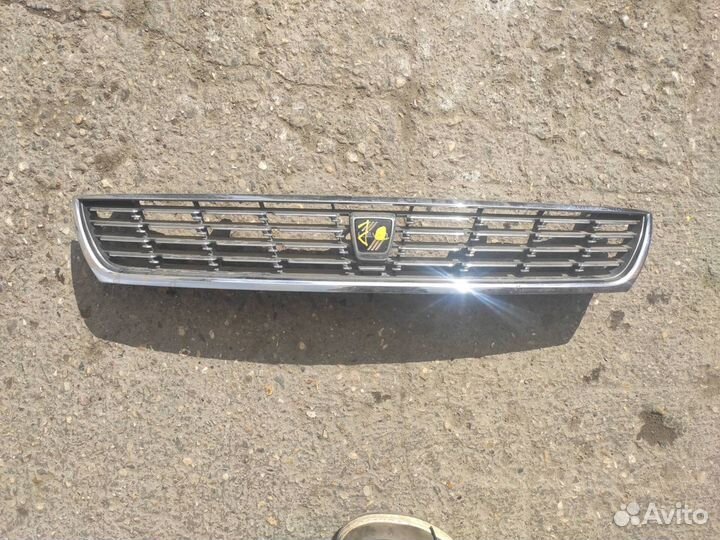 Решетка радиатора Toyota Corolla Levin AE100