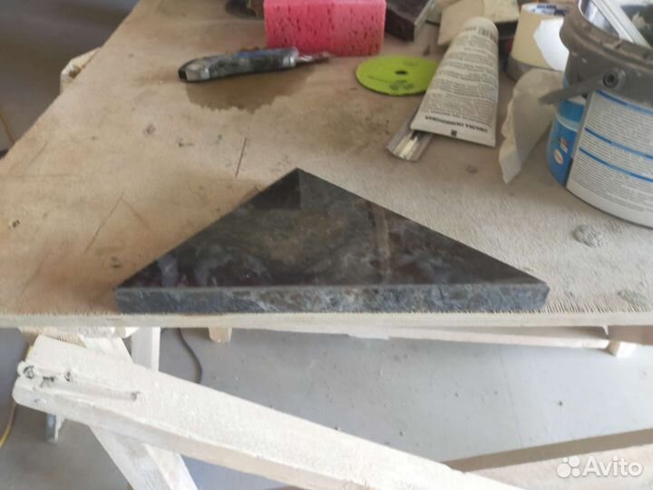 Полочки для ванной комнаты