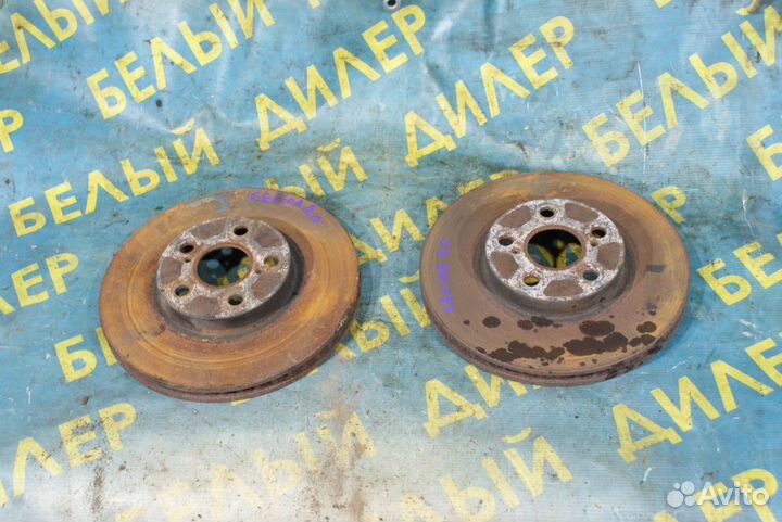 Передний тормозной диск Toyota Celica T230