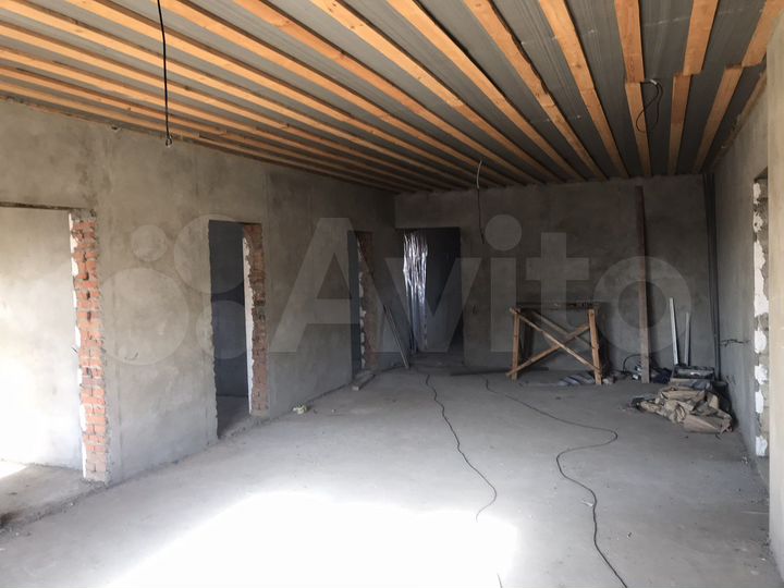 Дом 190 м² на участке 11 сот.