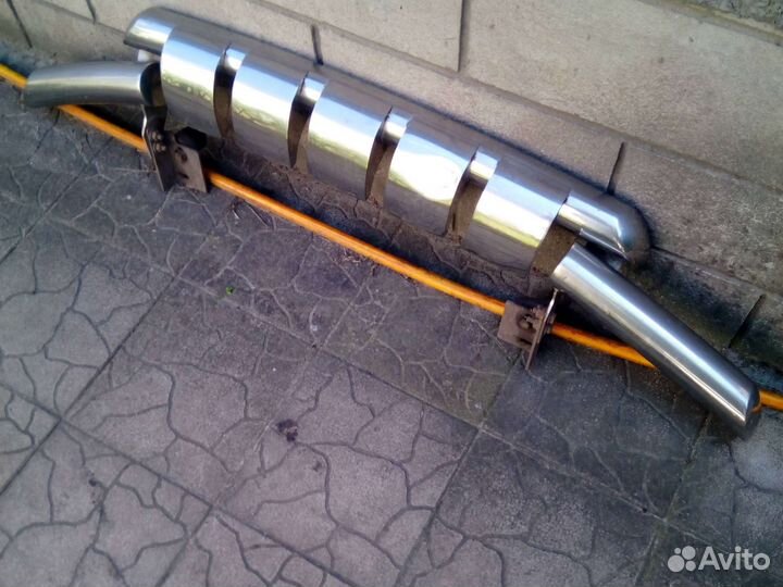 Продаю защиту переднего бампера