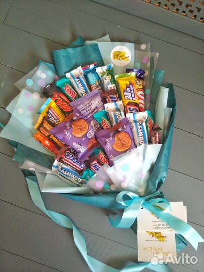 Сладкий букет из конфет