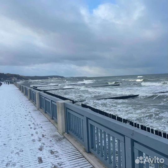 Блюдо точечная роспись, ручная работа, упи